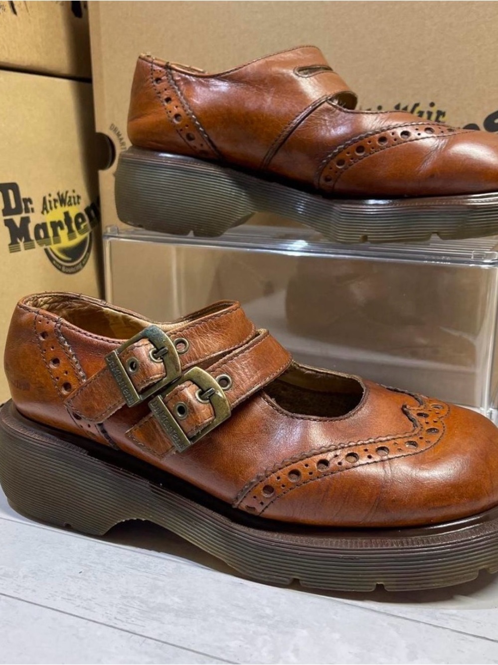 Rare! Dr. Martens Whiskey Brown Leather Wingtip Brogue Mary Janes SzW 7/7.5 - Picture 3 of 7